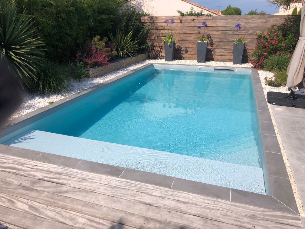 Construction Piscine béton 4,00 x 8,00 vendée