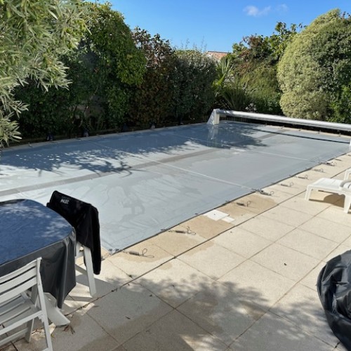 Hivernage d'une piscine privée la roche sur yon