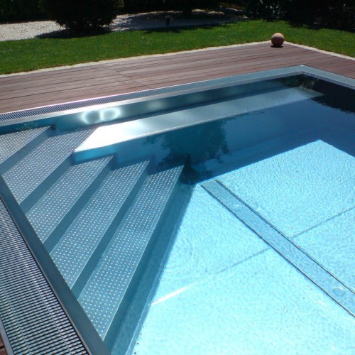 Piscine en inox vendée